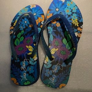 Vera Bradley flip flops
